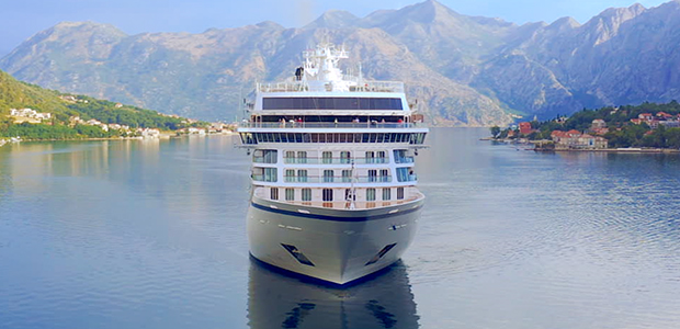 Cruise ship